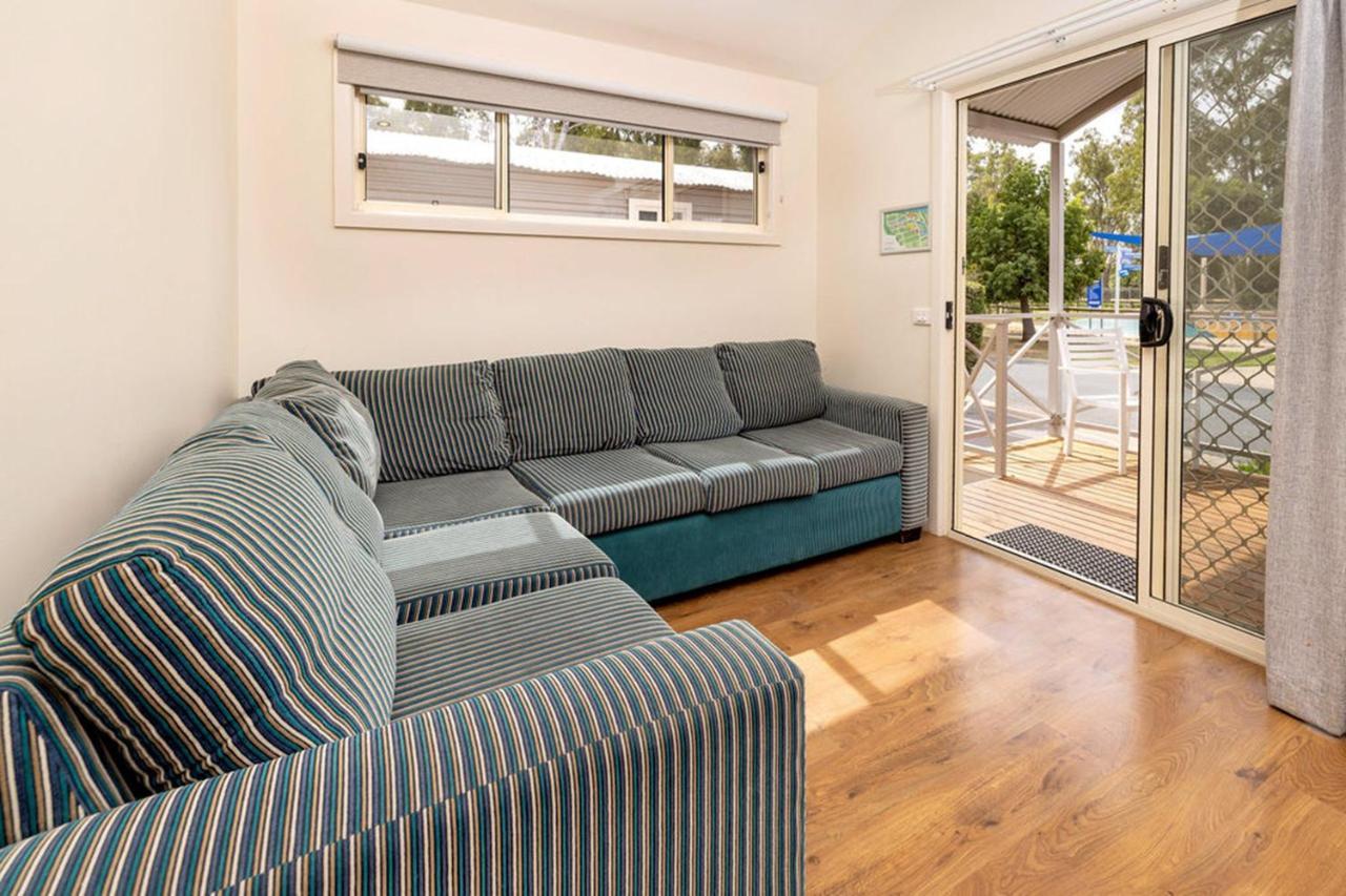 Big4 Deniliquin Holiday Park Экстерьер фото