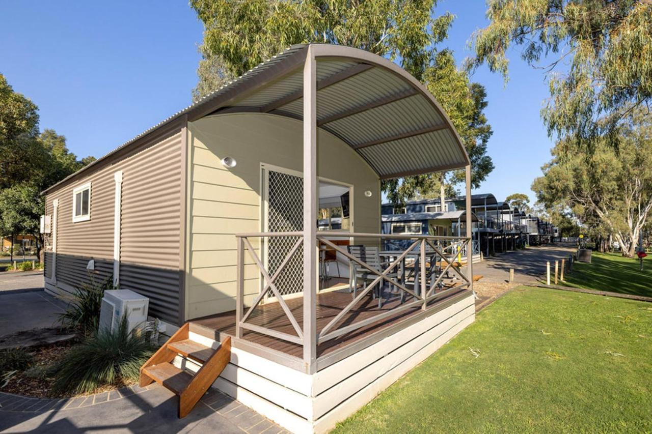 Big4 Deniliquin Holiday Park Номер фото