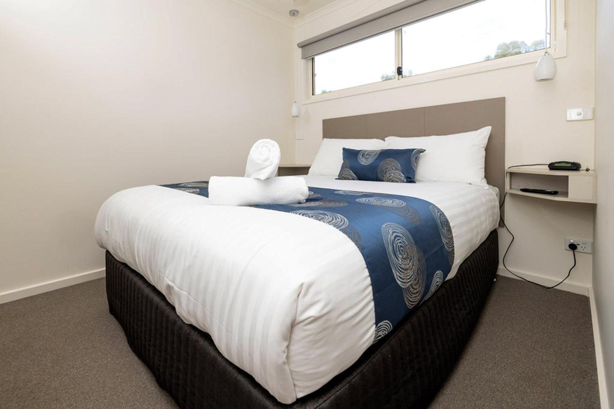 Big4 Deniliquin Holiday Park Номер фото