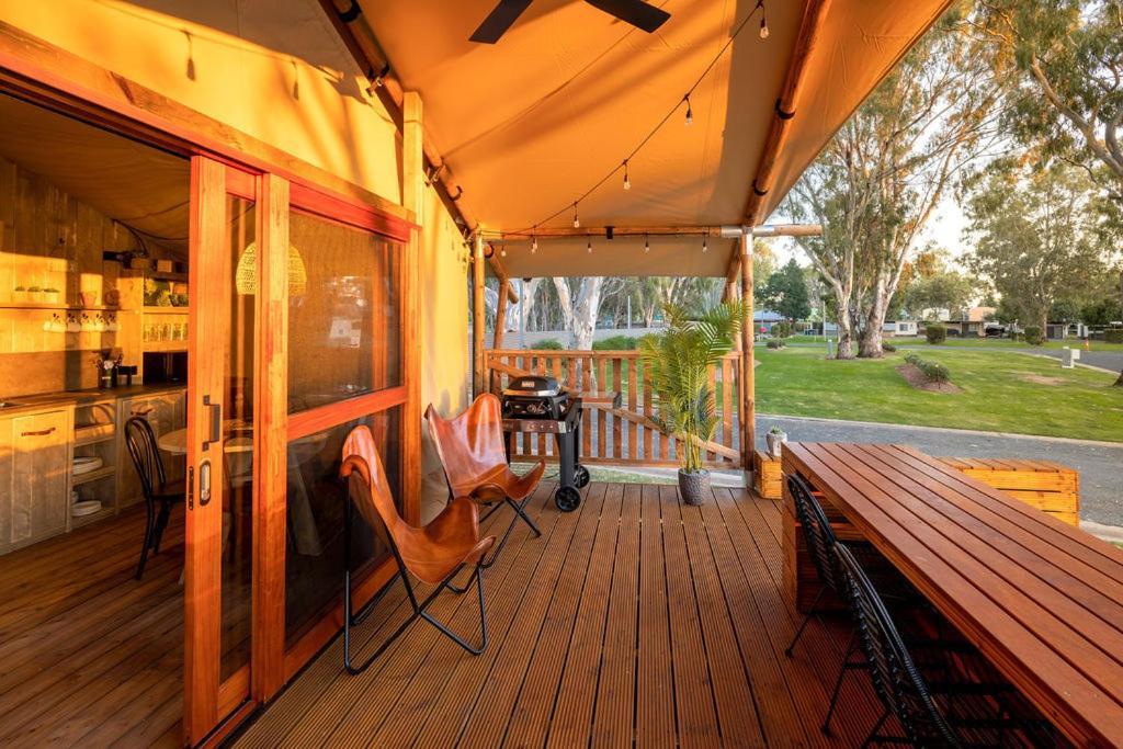 Big4 Deniliquin Holiday Park Экстерьер фото