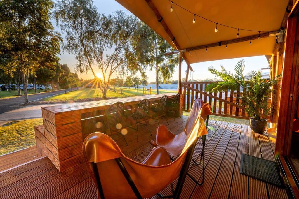 Big4 Deniliquin Holiday Park Экстерьер фото
