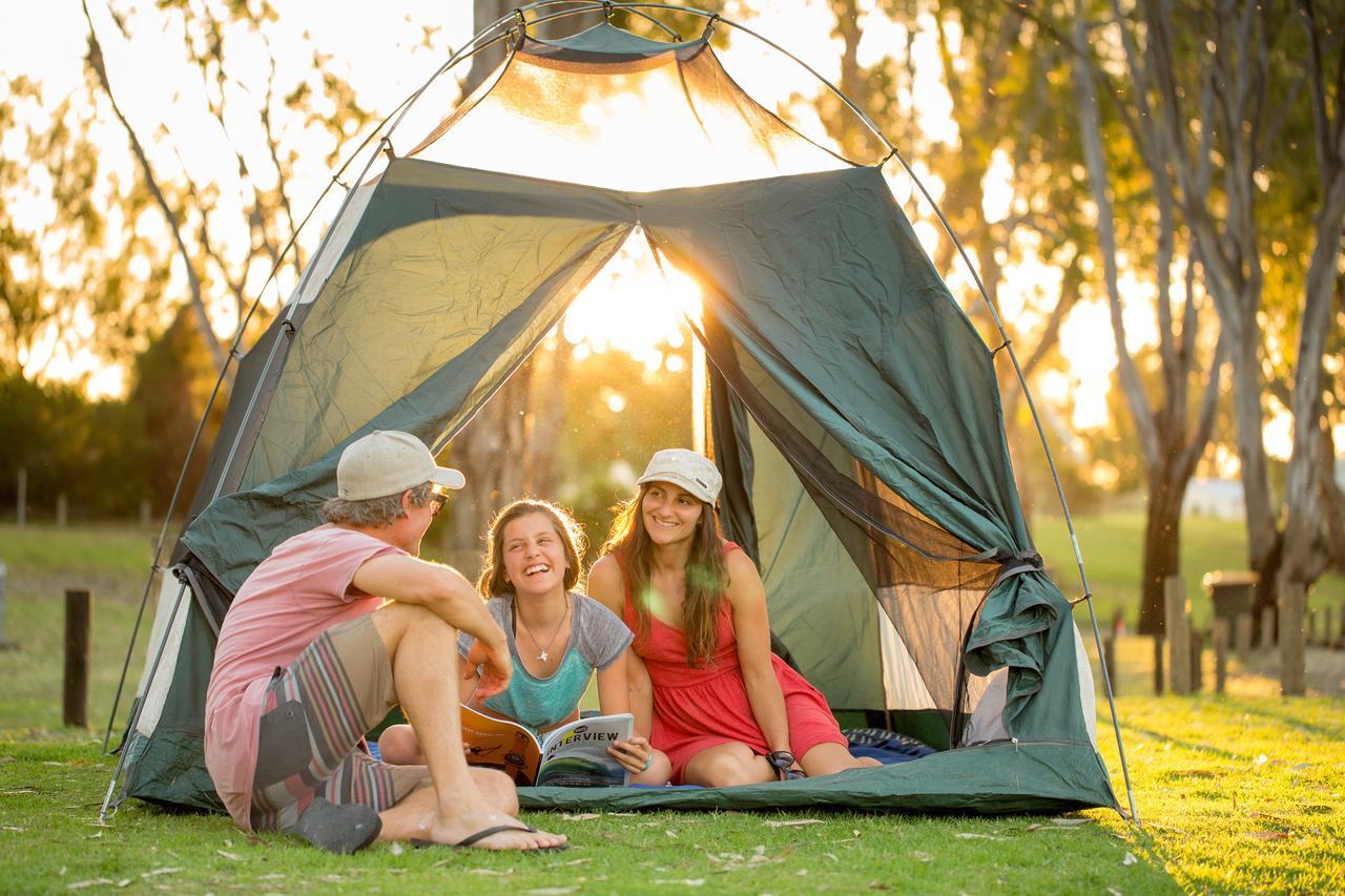 Big4 Deniliquin Holiday Park Экстерьер фото